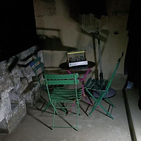 Vila A Deux Pas D'Avignon Aramon Exteriér fotografie